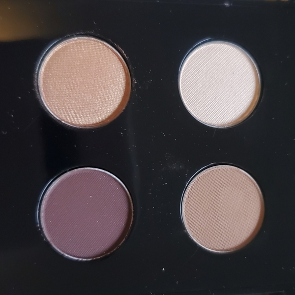 2/$20 💕 NEW Lancôme eyeshadow - Picture 2 of 4